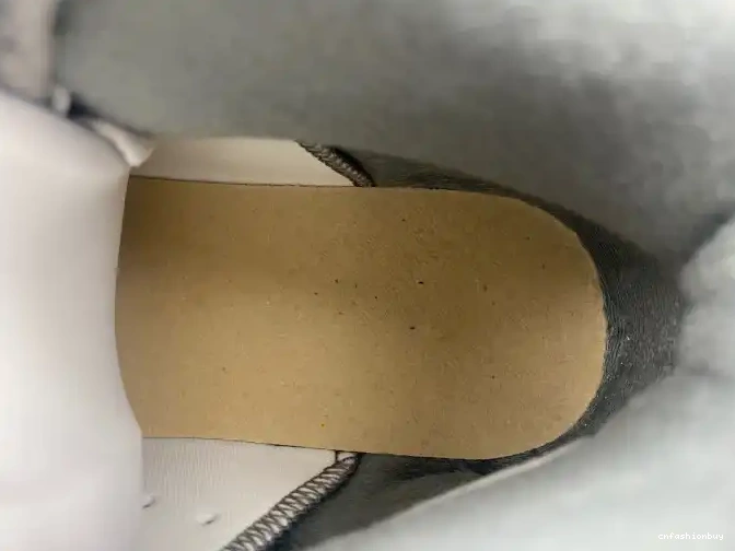 CT8529-100 Cool Grey Air Jordan 6 0607